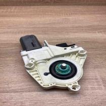 4L0959801B 1036989720 200 BR2 Rear door window regulator motor Audi Q7 4L