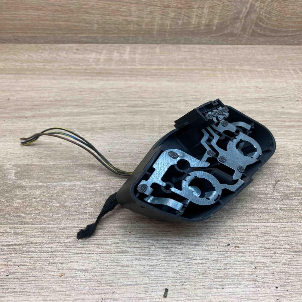 8374808 230570 P21W Tail light bulb cover holder BMW 3 E46