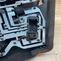 6910534 230044R  Tail light bulb cover holder BMW 3 E46