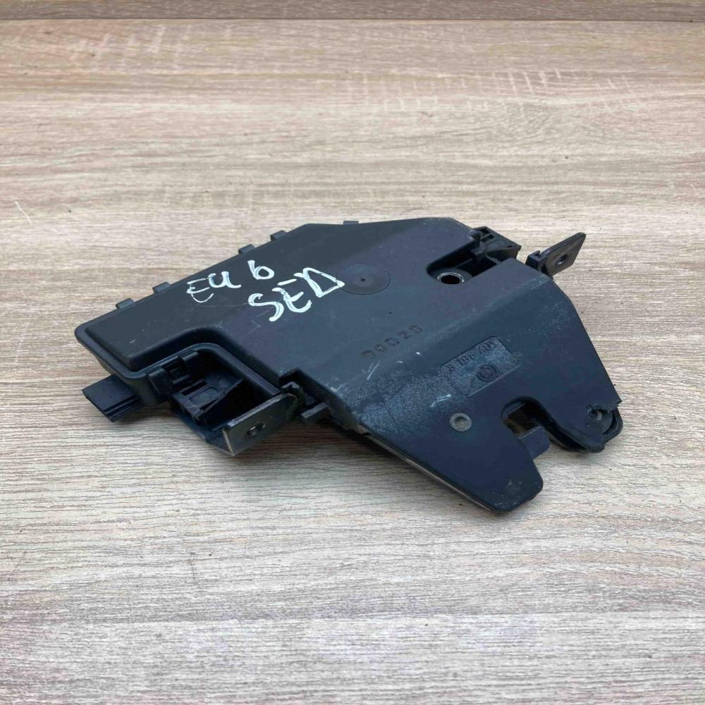 8196401 Used  Tailgate/trunk/boot lock/catch/latch BMW 3 E46