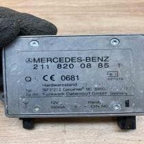 2118200885 09701212  Aerial antenna amplifier Mercedes-Benz E W211