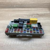 24412497   Fuse module Opel Zafira A