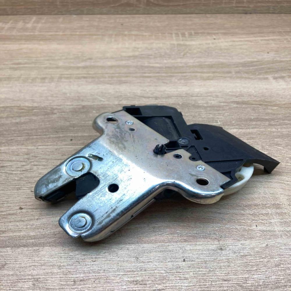 4F5827505D  11529 Accelerator throttle pedal Volkswagen PASSAT B7