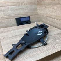 7059971   Front door exterior handle/bracket BMW 3 E90 E91