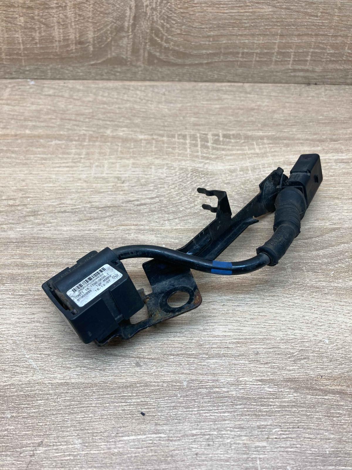 4E0616576K 15 1792 00662  Air suspension front height level sensor Audi A8 S8 D3