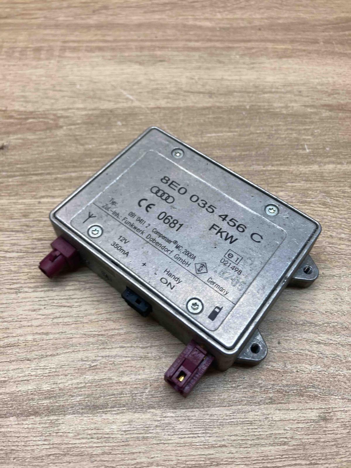 8E0035456C 0910411 2 FKV Aerial antenna amplifier Audi A4 S4 B7 8E 8H