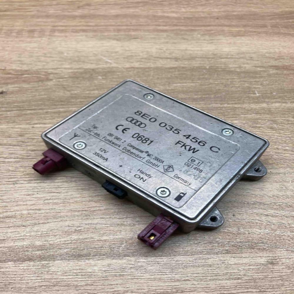 8E0035456C 0910411 2 FKV Aerial antenna amplifier Audi A4 S4 B7 8E 8H