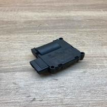 4F0820511B 0132801379  Air flap motor/actuator Audi A8 S8 D3 4E