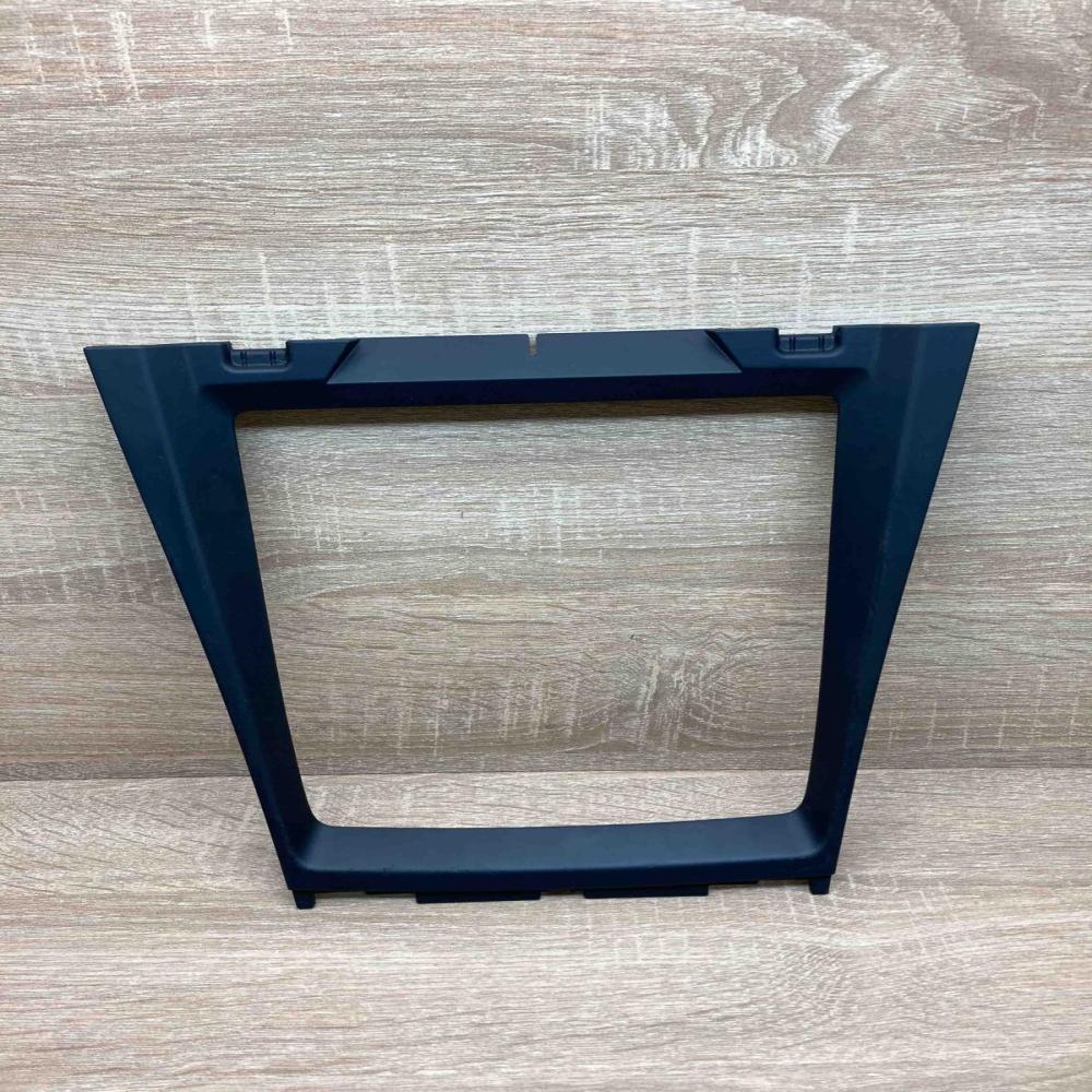 6956756   Gear shifter surround trim plastic BMW X5 E70