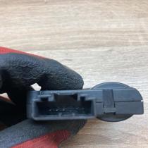 4F0820511B 0132801369  Air flap motor/actuator Audi A6 S6 C6 4F