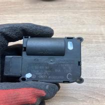 4F0820511B 0132801369  Air flap motor/actuator Audi A6 S6 C6 4F