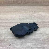 31072009 K9749005  Air flap motor/actuator Mercedes-Benz E W212