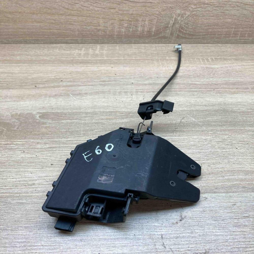 8196401  With Cable Tailgate/trunk/boot lock/catch/latch BMW 5 E60 E61