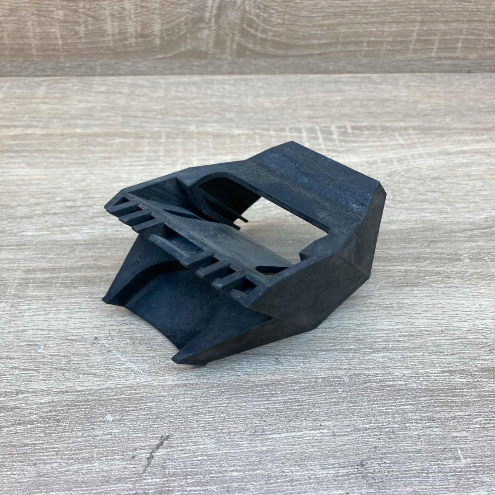 1436264   Radiator mount bracket BMW 3 E46