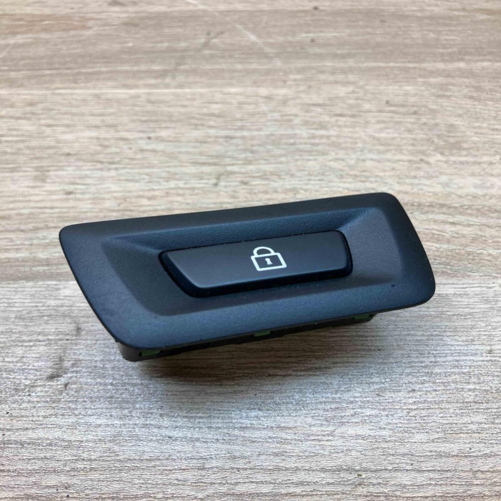 9162644 549584022  Tailgate/boot open switch button BMW 5 G30 G31