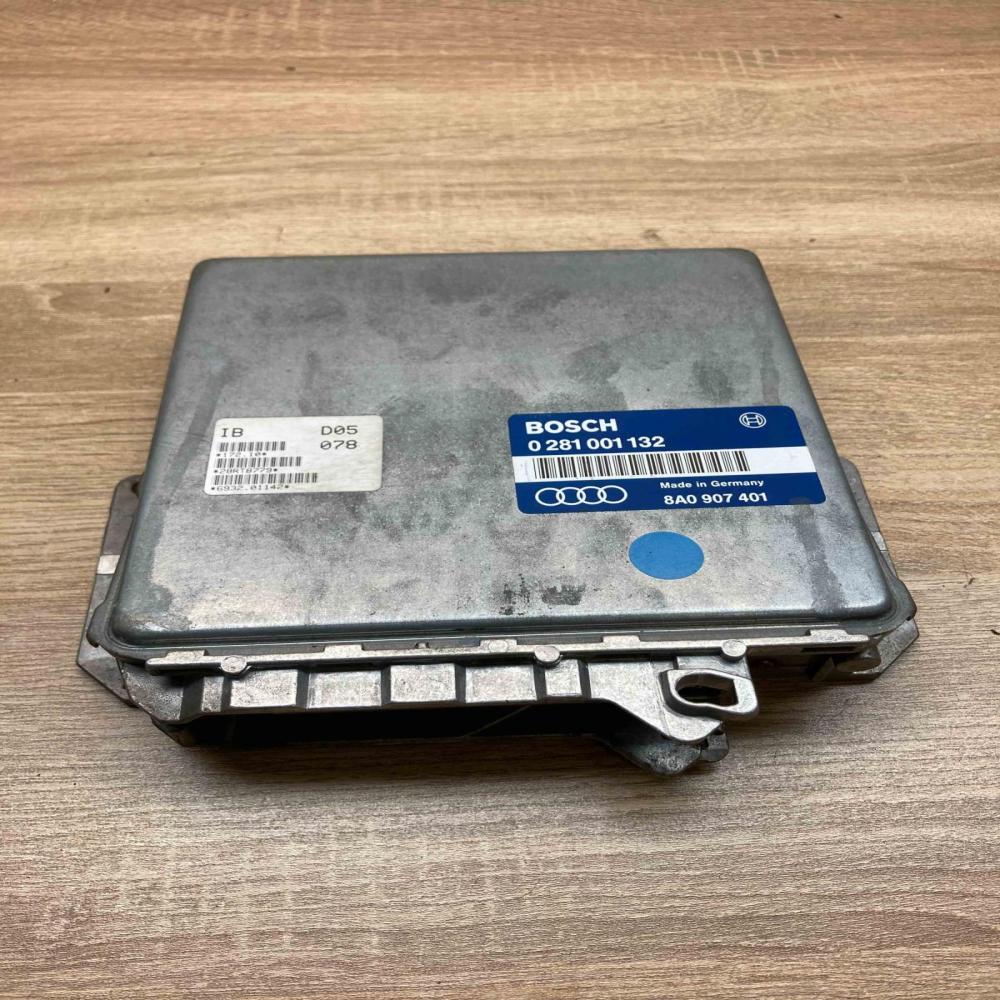 8A0907401 0281001132  Engine control unit/module ECU Audi 80 90 S2 B4
