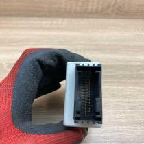 9183233 28137346  Center console control module BMW 5 E60 E61
