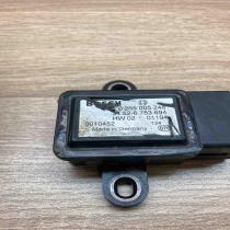 6753694 0265005248  ESP acceleration yaw rate sensor BMW 5 E39