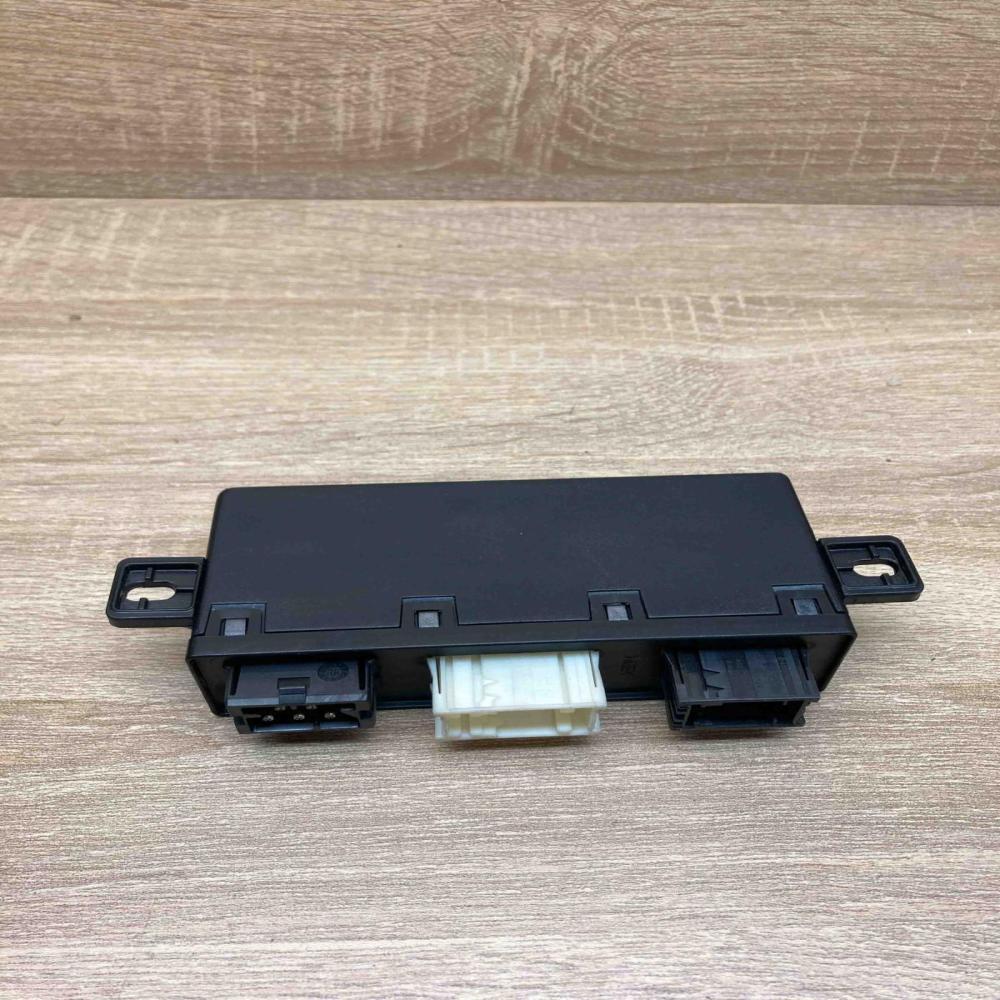 6904255 689667  Door control unit/module BMW 5 E39