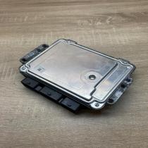 8M51 12A650 LB 0281011701  Engine control unit/module ECU Ford Focus