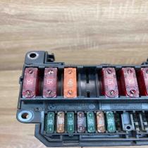 6932452 106887 10  Fuse module BMW 5 E60 E61