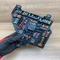 9234423 1670499  Fuse module BMW 5 F10 F11