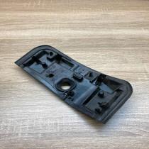 6769327 586509 10  Other engine bay part BMW 3 E90 E91