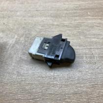 7700417484B   Electric window control switch Renault Laguna I