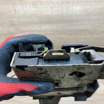 8235411   Front door lock BMW 5 E34