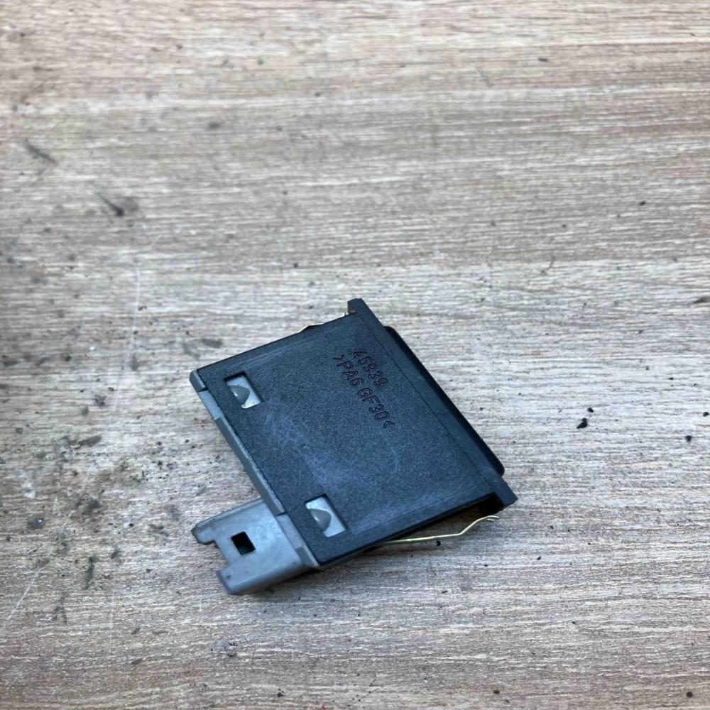 8352253   Parking (PDC) sensor switch BMW 7 E38