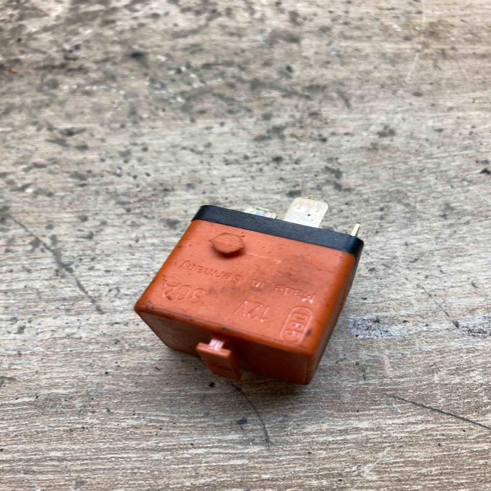 0332014456 1378238  Other relay BMW 3 E36