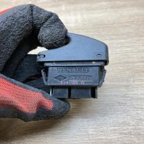 838100G   Electric window control switch Renault Scenic I