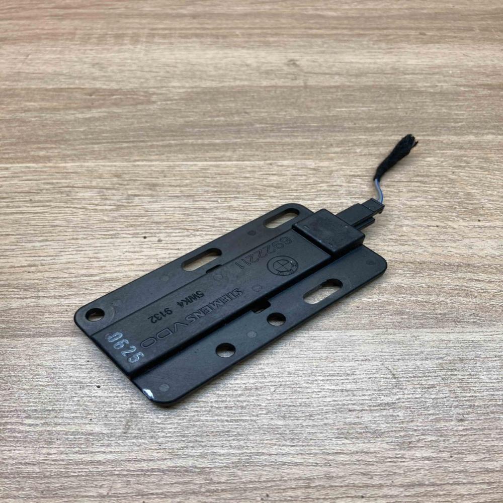 6922211 5WK49132  Keyless (KESSY) go control unit/module BMW 3 E90 E91