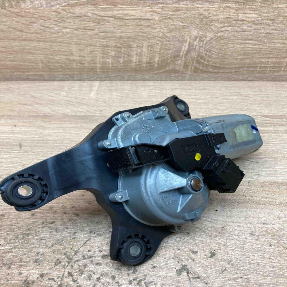 54003205 WS00000700A  Rear window wiper motor BMW X5 E70