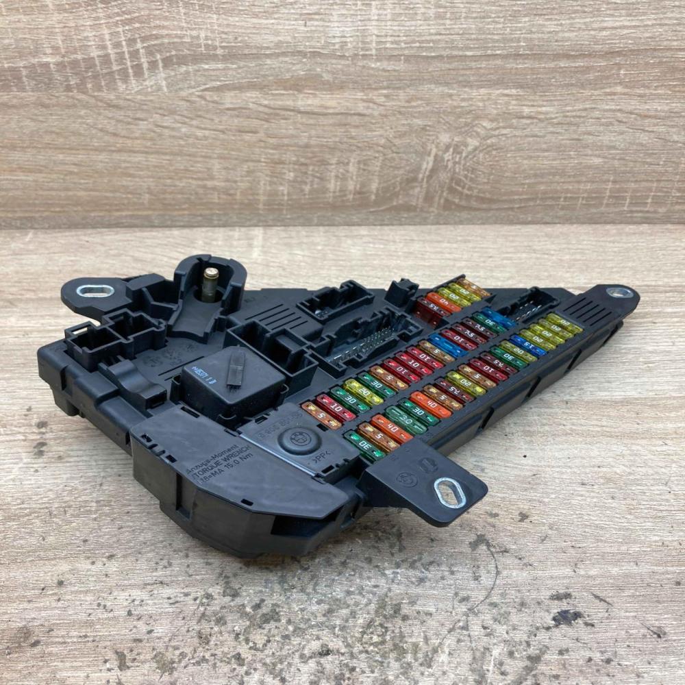 6906618 6906619  Fuse module BMW 5 E60 E61