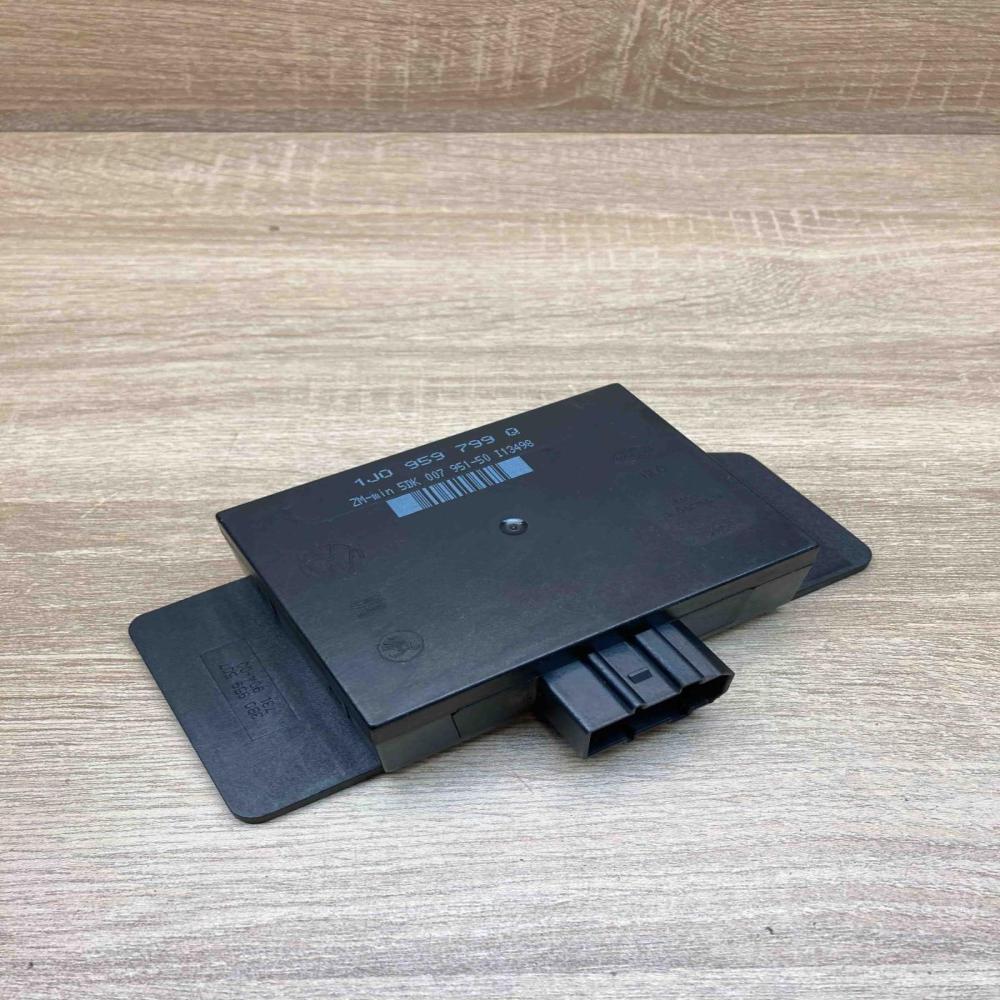 1J0959799Q   Comfort/convenience module Volkswagen Golf IV