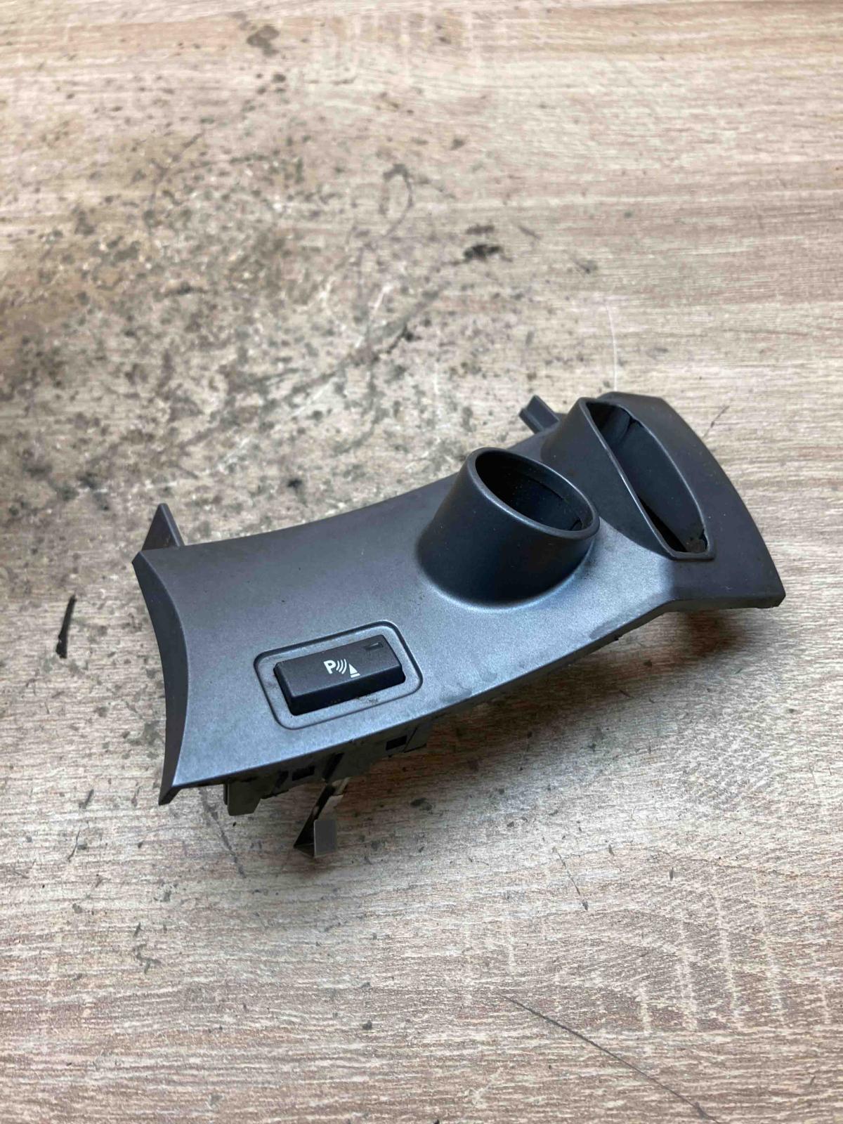 6921190 5495004 11  Parking (PDC) sensor switch BMW 7 E65 E66