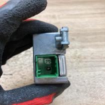 6946111 21002722  Airbag control unit/module BMW 7 E65 E66