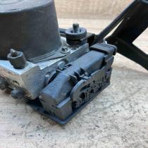 0265800490 0265231662  ABS Pump Subaru Forester SG