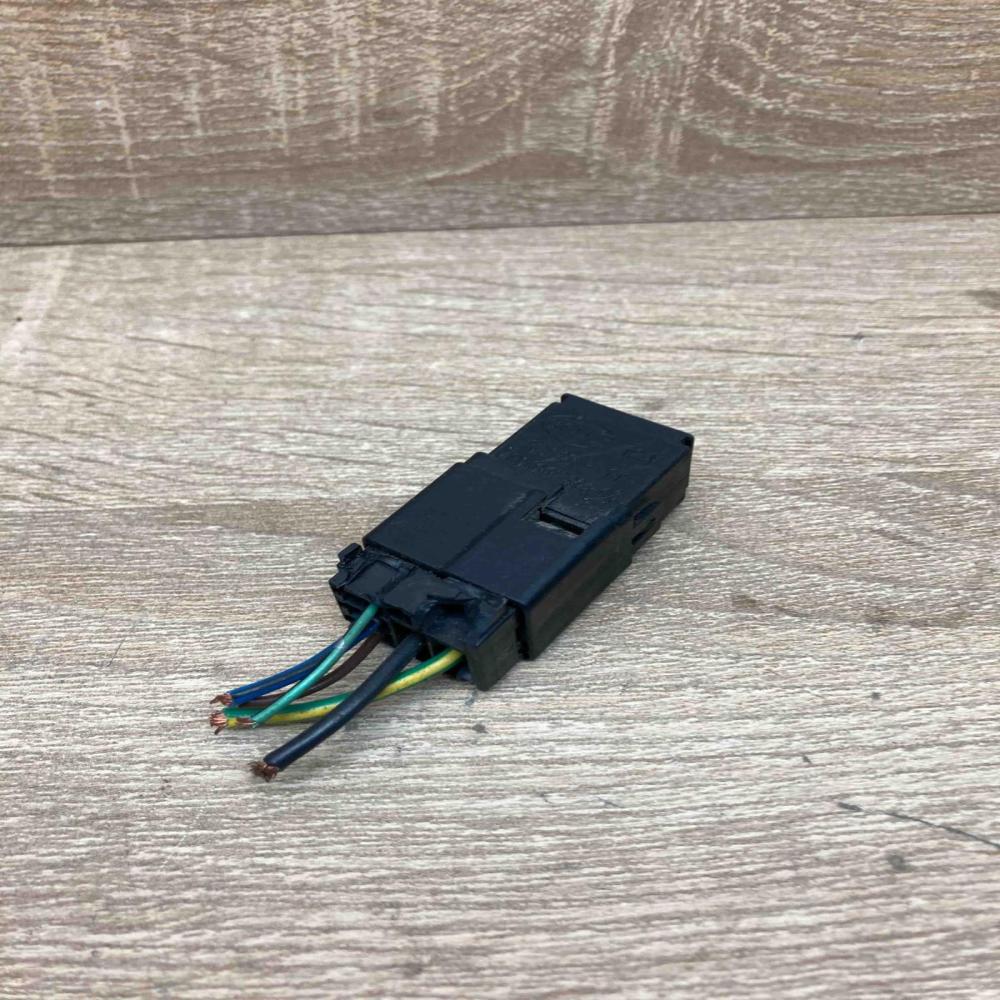 252309F905 4RD007814  Other relay Nissan Almera N16