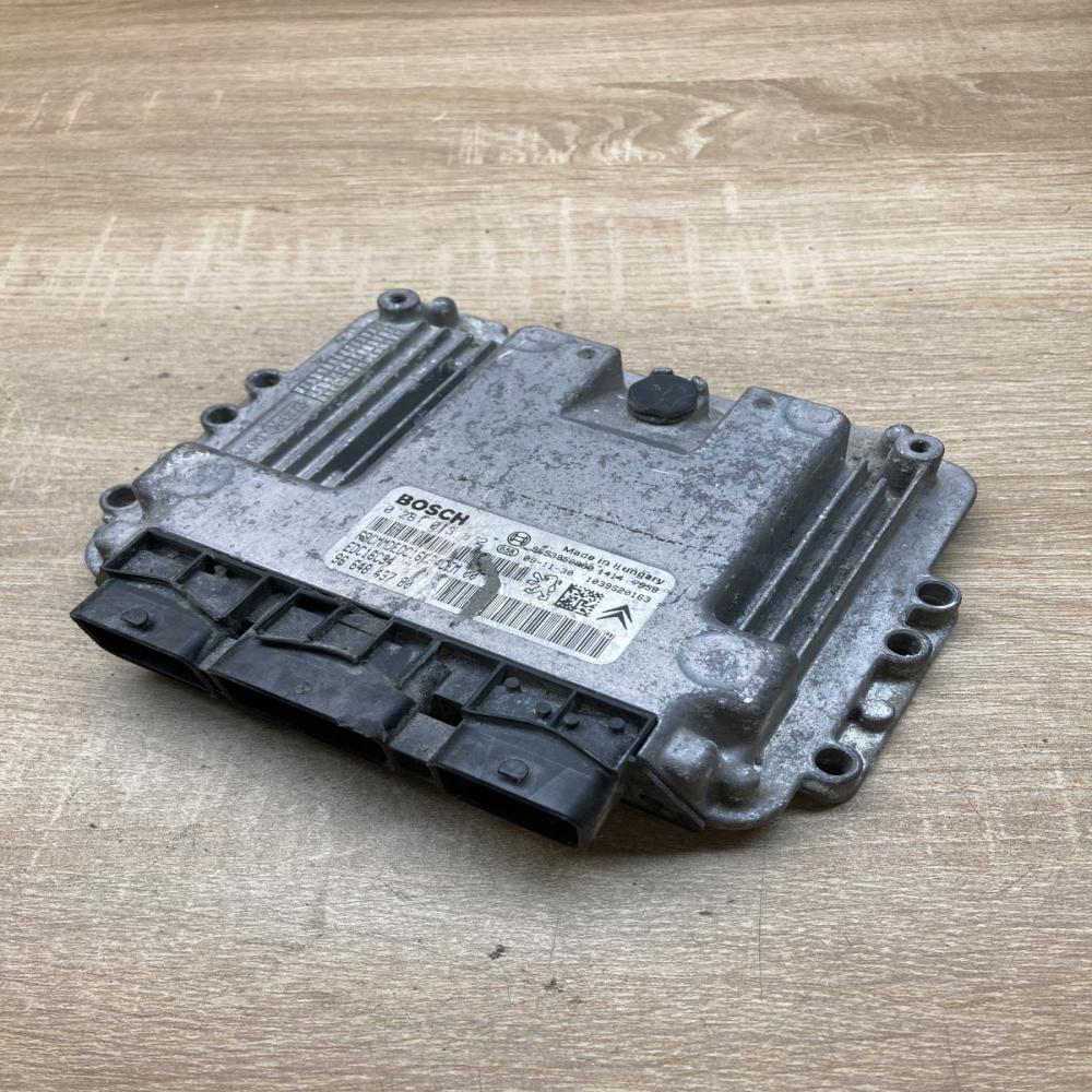 9664843780 0281013872  Engine control unit/module ECU Peugeot 207