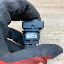 96476626   Central locking switch button Citroen C4 I