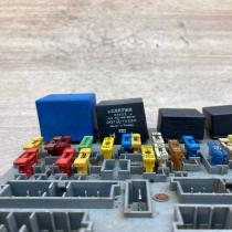 6025100400 01422  Fuse module Citroen C5