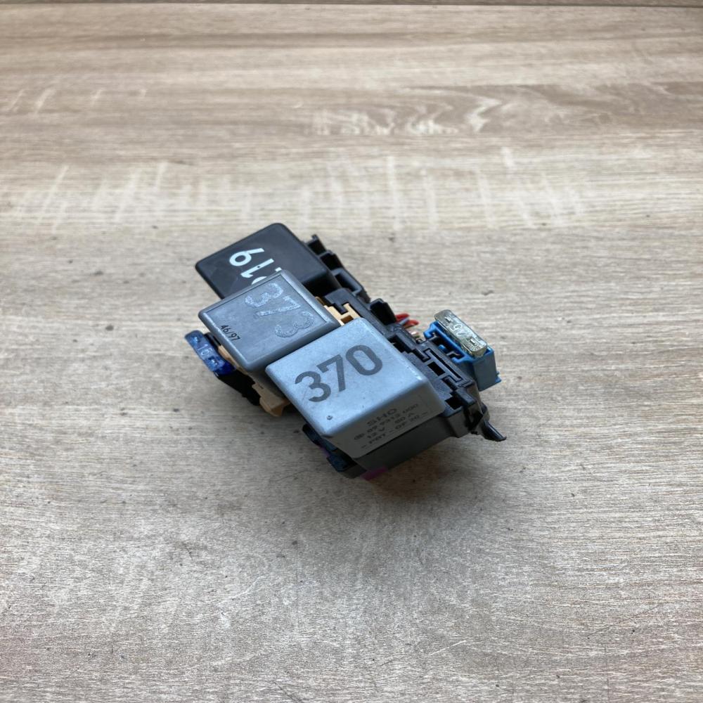8D0937503C   Fuse box set Volkswagen PASSAT B5