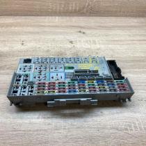 24412497  GM Fuse module Opel Zafira A