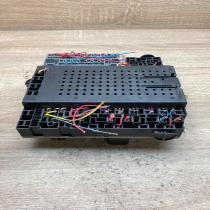 8688153 8645729  Fuse module Volvo S60