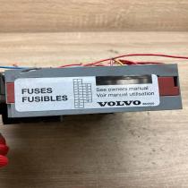 8688153 8645729  Fuse module Volvo S60
