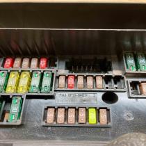 9234421 1670488  Fuse module BMW 5 F10 F11