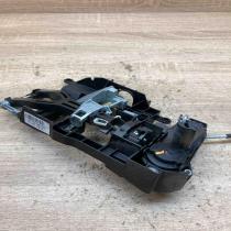 X1720745109   Front door exterior handle/bracket BMW 5 F10 F11