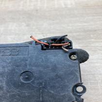 3122668   Air flap motor/actuator Jeep Grand Cherokee